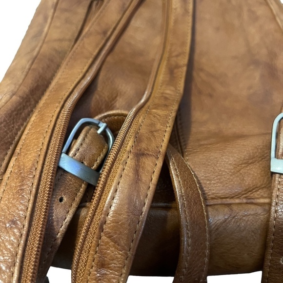 Paul‎ & Taylor Genuine Brown Leather Small Backpack main image 4